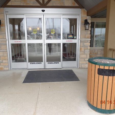Country Inn & Suites By Radisson, Green Bay North Экстерьер фото