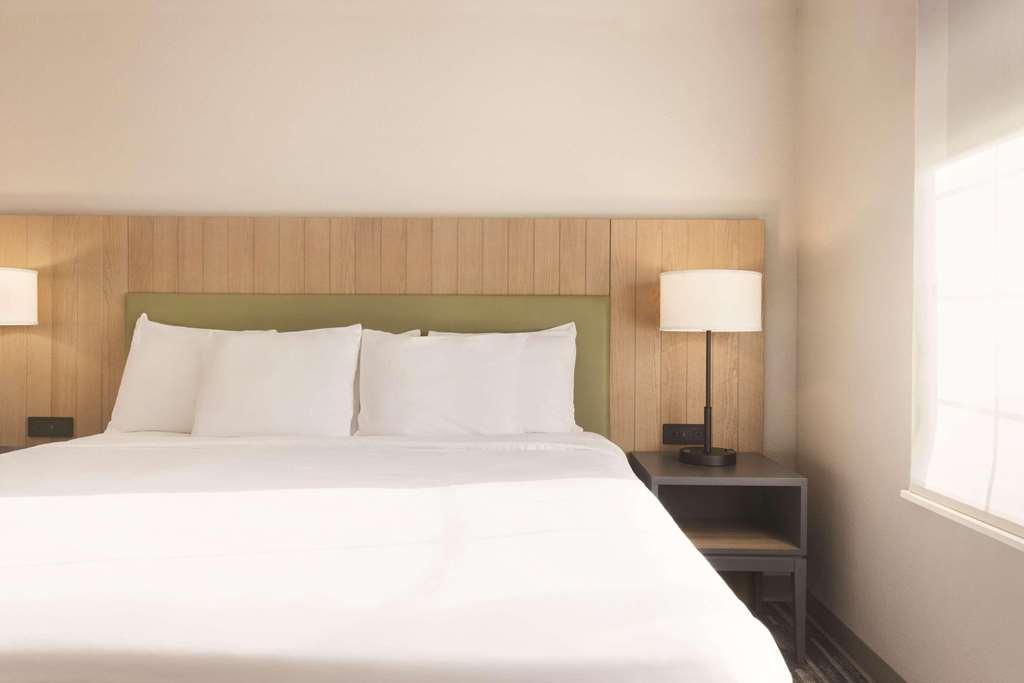 Country Inn & Suites By Radisson, Green Bay North Номер фото