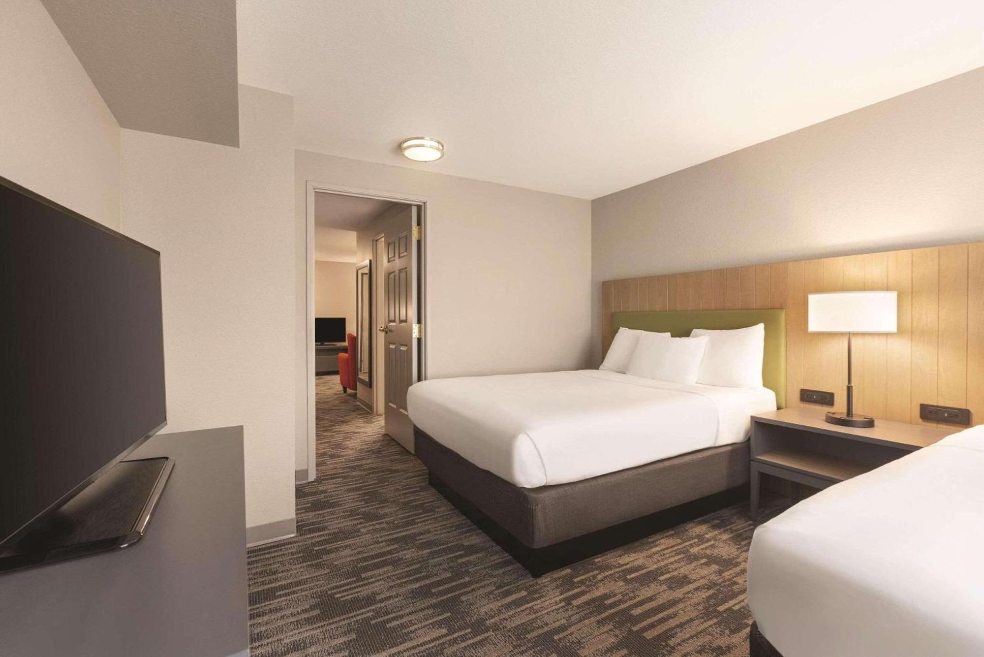 Country Inn & Suites By Radisson, Green Bay North Экстерьер фото