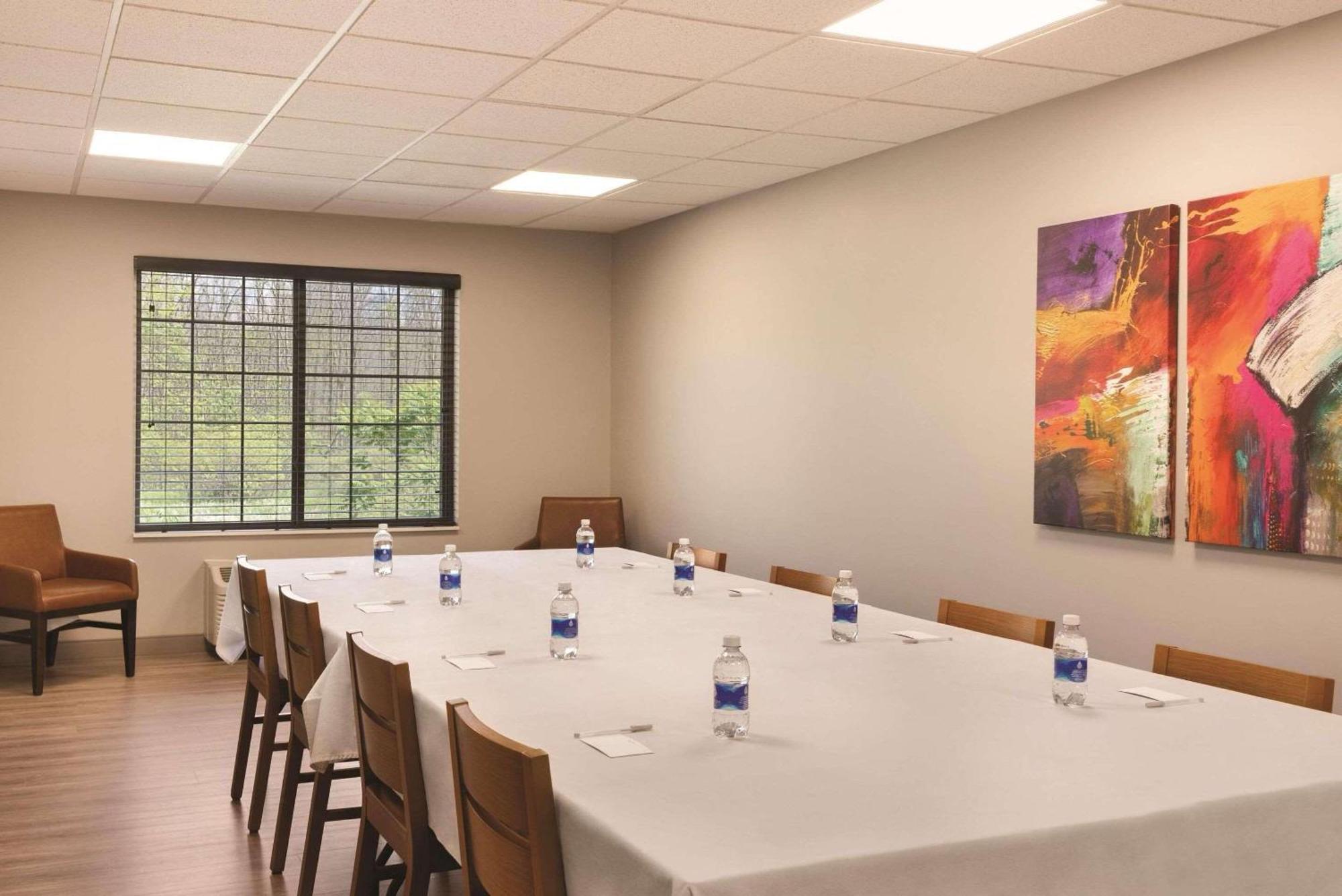 Country Inn & Suites By Radisson, Green Bay North Экстерьер фото